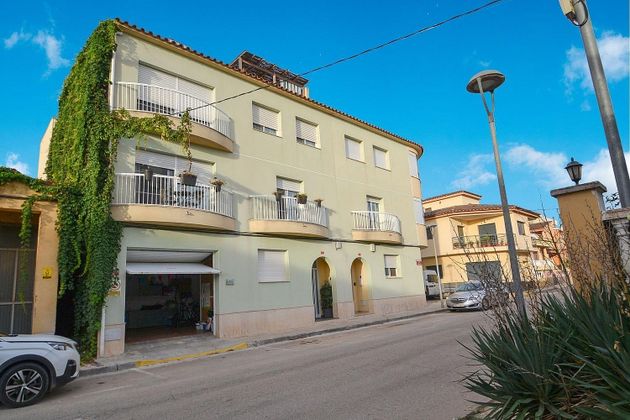 Foto 1 de Casa adossada en venda a rambla De Catalunya de 3 habitacions amb terrassa i jardí