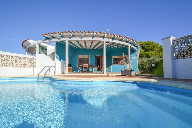 Foto 1 de Xalet en venda a calle Del Morell de 4 habitacions amb terrassa i piscina