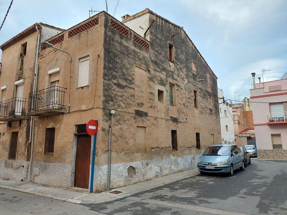 Foto 2 de Xalet en venda a calle Vilareal de 5 habitacions i 330 m²