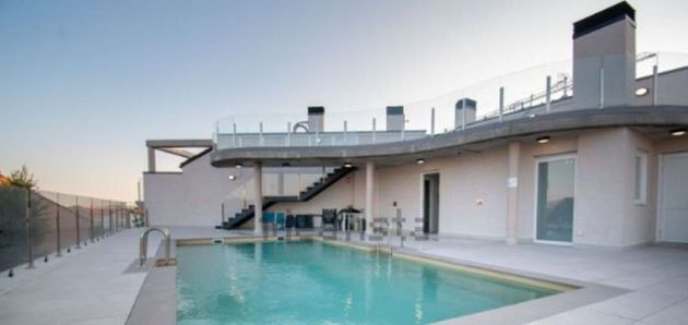 Foto 1 de Venta de ático en Meco pueblo de 3 habitaciones con terraza y piscina