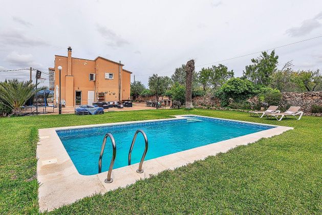 Foto 1 de Casa rural en venda a Sa Cabaneta - Son Ametller de 5 habitacions amb terrassa i piscina
