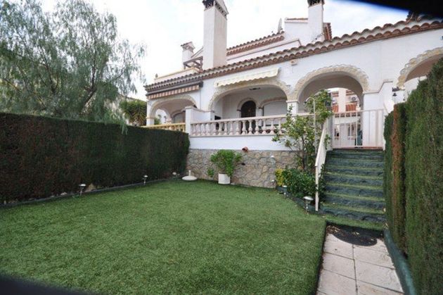 Foto 1 de Venta de casa adosada en Casalot de 2 habitaciones con terraza y piscina