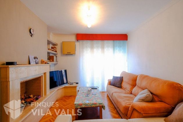 Foto 2 de Pis en venda a Caldes de Montbui de 3 habitacions amb terrassa i aire acondicionat