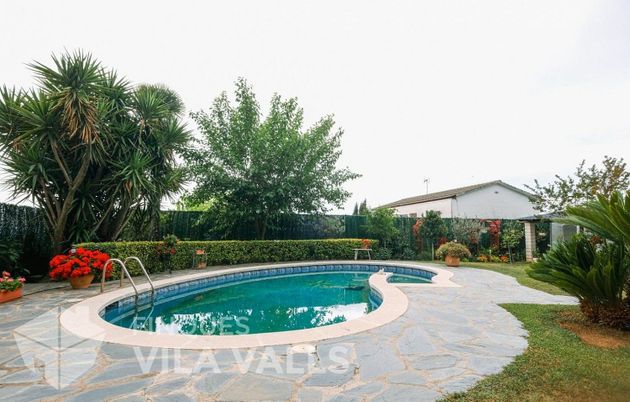 Foto 1 de Xalet en venda a Bigues de 5 habitacions amb terrassa i piscina