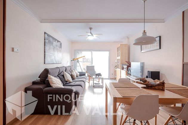 Foto 2 de Piso en venta en Parets del Vallès de 4 habitaciones con terraza y calefacción