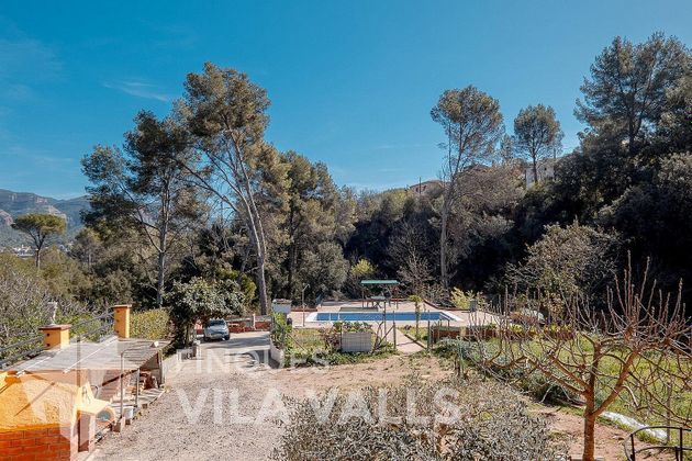 Foto 2 de Venta de chalet en Sant Feliu de Codines de 3 habitaciones con terraza y piscina