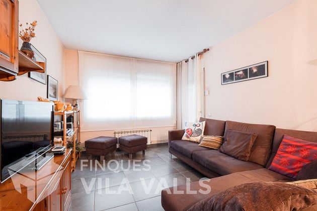 Foto 1 de Venta de piso en calle De Lleida de 4 habitaciones con terraza y aire acondicionado