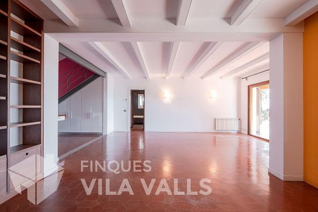 Foto 2 de Chalet en venta en Sant Quirze Safaja de 5 habitaciones con terraza y garaje