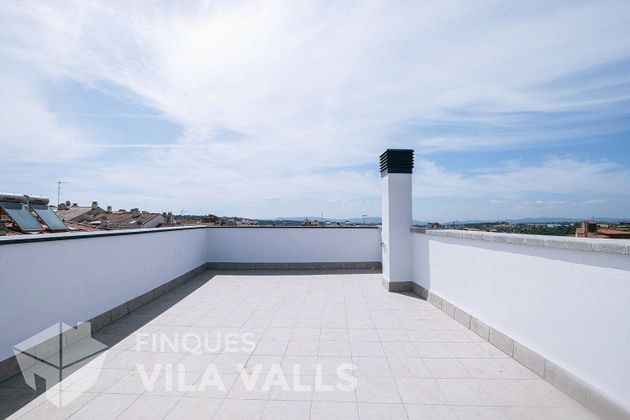 Foto 1 de Pis en venda a Caldes de Montbui de 3 habitacions amb terrassa i balcó