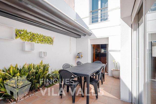 Foto 2 de Casa adossada en venda a Caldes de Montbui de 4 habitacions amb piscina i garatge