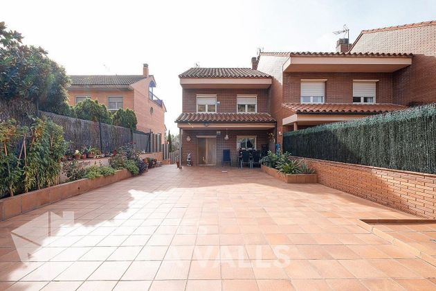 Foto 1 de Casa adossada en venda a Caldes de Montbui de 4 habitacions amb terrassa i garatge