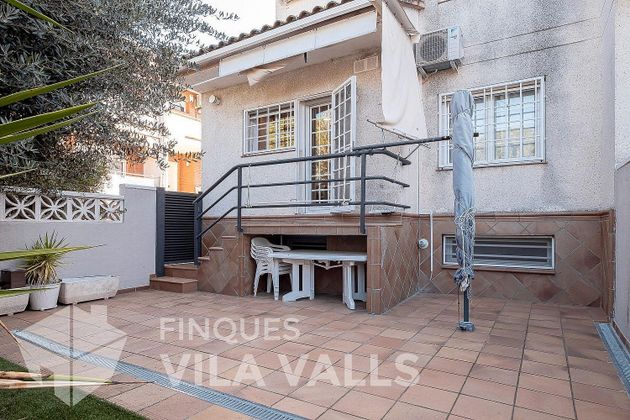 Foto 2 de Casa adossada en venda a Caldes de Montbui de 5 habitacions amb terrassa i piscina