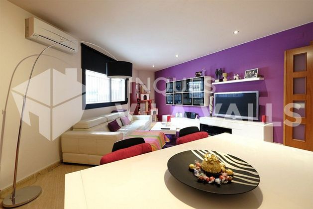 Foto 2 de Venta de piso en Caldes de Montbui de 2 habitaciones con aire acondicionado y calefacción