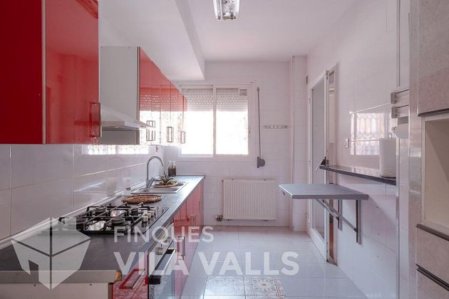 Foto 1 de Venta de piso en Can Borrell - La Plana de Lledó de 4 habitaciones con terraza y jardín