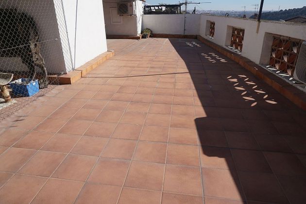 Foto 1 de Chalet en venta en Sant Vicenç dels Horts de 6 habitaciones con terraza y aire acondicionado