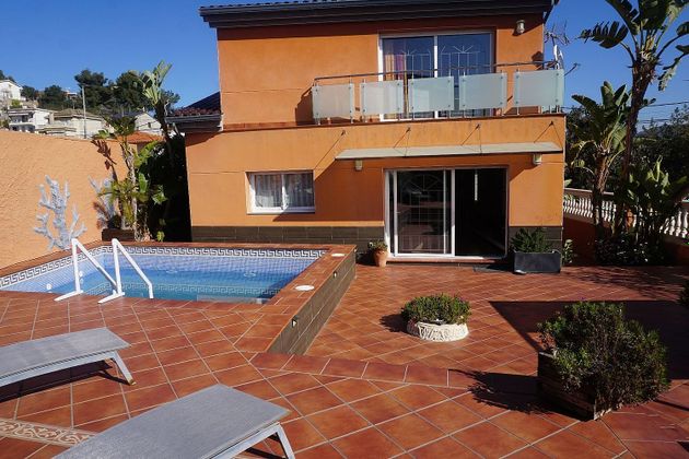 Foto 2 de Chalet en venta en Sant Vicenç dels Horts de 2 habitaciones con terraza y piscina