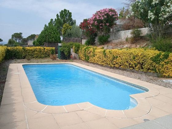 Foto 1 de Venta de chalet en Sils de 3 habitaciones con terraza y piscina