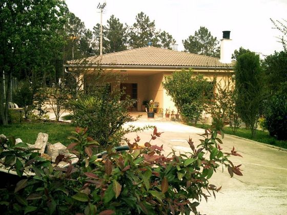 Foto 1 de Venta de chalet en Sils de 3 habitaciones con terraza y jardín