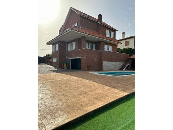 Foto 2 de Xalet en venda a Cànoves i Samalús de 4 habitacions amb terrassa i piscina