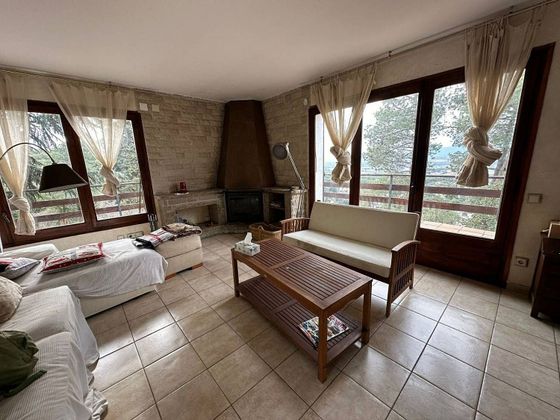 Foto 2 de Venta de chalet en Vallgorguina de 3 habitaciones con garaje y jardín
