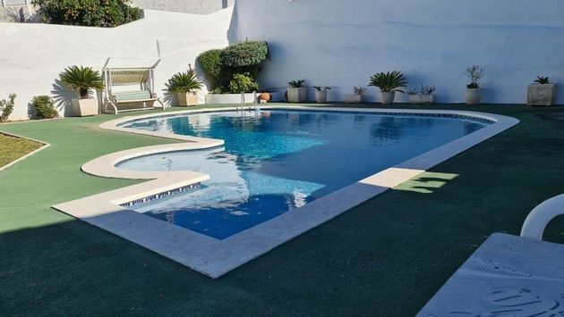 Foto 1 de Chalet en venta en avenida Mas Solé de 3 habitaciones con terraza y piscina