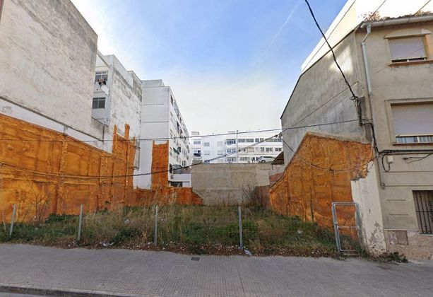Foto 1 de Venta de terreno en Plaça Eliptica-Republica Argentina-Germanies de 334 m²