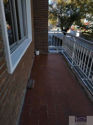 Foto 2 de Pis en venda a El Olivar - La Magdalena de 3 habitacions amb terrassa i balcó