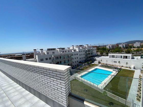 Foto 2 de Àtic en lloguer a San Crispín - La Estación Consorcio de 4 habitacions amb terrassa i piscina