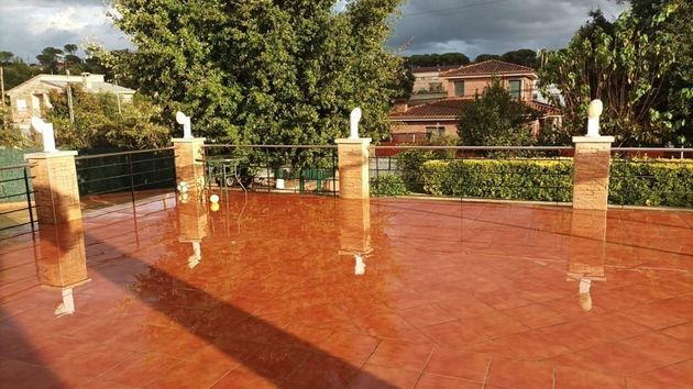 Foto 2 de Xalet en venda a Sils de 4 habitacions amb terrassa i piscina
