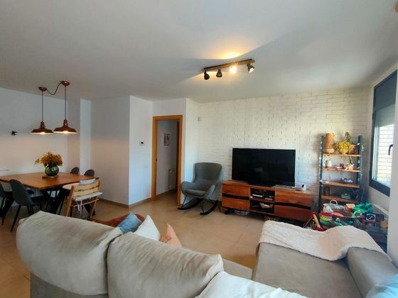 Foto 1 de Àtic en venda a Sils de 3 habitacions amb terrassa i garatge