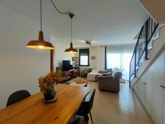 Foto 2 de Àtic en venda a Sils de 3 habitacions amb terrassa i garatge