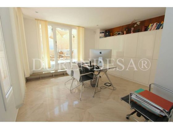 Foto 2 de Oficina en venda a Mercat  - La Missió - Plaça dels Patins amb terrassa