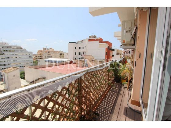 Foto 2 de Venta de ático en Plaça de Toros de 4 habitaciones con terraza y garaje