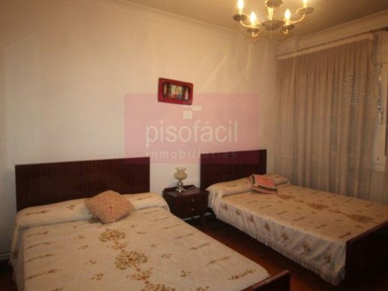 Foto 2 de Piso en venta en Paradai de 4 habitaciones con terraza y calefacción