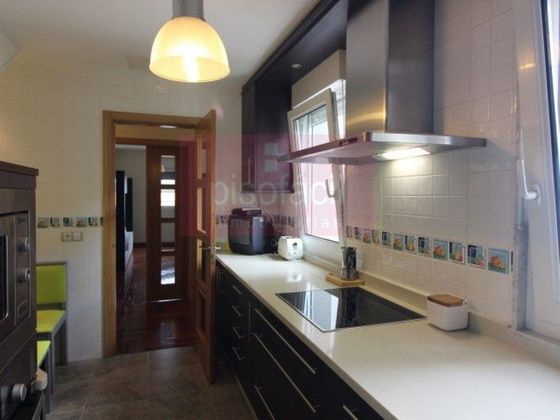 Foto 2 de Dúplex en venda a Sagrado Corazón - As Gándaras de 4 habitacions amb garatge i calefacció