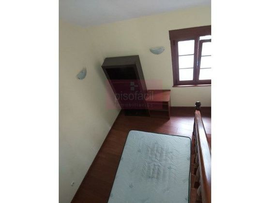 Foto 1 de Casa adossada en venda a Centro - Recinto Amurallado de 2 habitacions amb calefacció