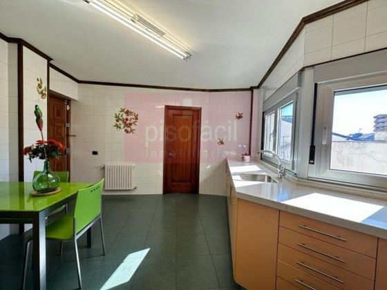 Foto 2 de Piso en venta en Centro - Recinto Amurallado de 5 habitaciones con garaje y balcón