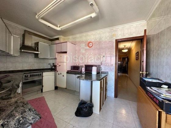 Foto 2 de Pis en venda a Residencia - Abella de 4 habitacions amb garatge i calefacció