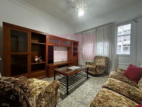 Foto 1 de Casa adossada en venda a A Piriganlla - Albeiros - Garabolos de 6 habitacions amb terrassa i calefacció