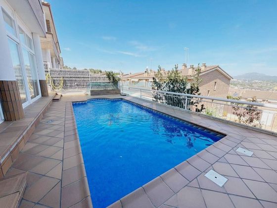 Foto 2 de Casa en venda a Sant Quirze Parc- Vallsuau - Castellet de 6 habitacions amb terrassa i piscina
