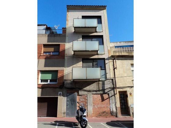 Foto 2 de Edifici en venda a calle De Barcelona de 387 m²