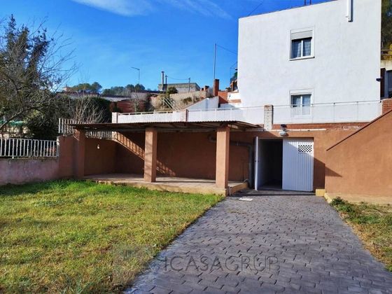 Foto 1 de Venta de casa en Castellnou - Can Mir - Sant Muç de 2 habitaciones con terraza y piscina