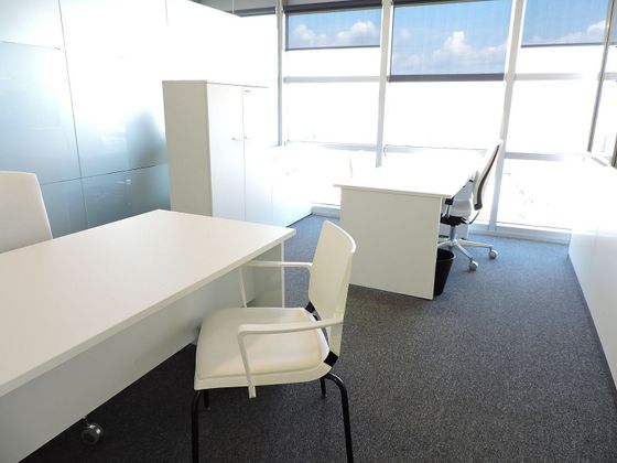 Foto 1 de Alquiler de oficina en Creu Alta de 14 m²