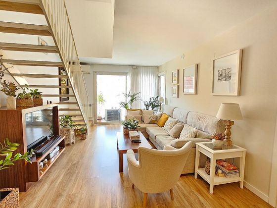 Foto 1 de Àtic en venda a Eixample - Sant Oleguer de 3 habitacions amb terrassa i garatge