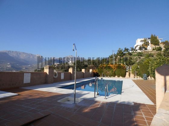 Foto 2 de Àtic en venda a calle Del Alcazar de 1 habitació amb piscina i jardí