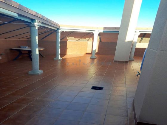 Foto 1 de Ático en venta en Manzanares de 4 habitaciones con terraza y garaje