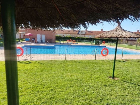 Foto 1 de Venta de casa en Moraleja de Enmedio de 3 habitaciones con terraza y piscina