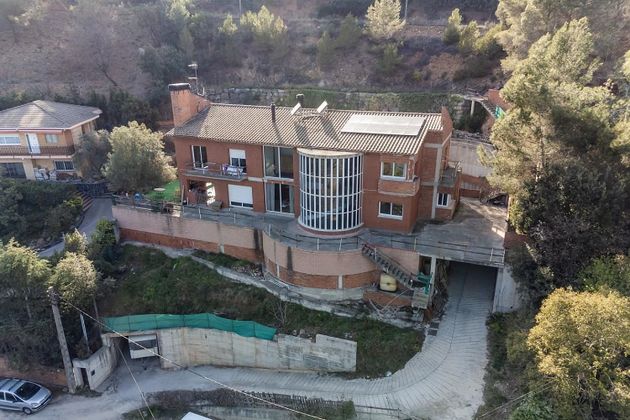 Foto 2 de Xalet en venda a Montornès del Vallès de 7 habitacions amb terrassa i garatge