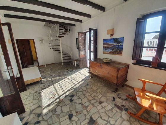 Foto 2 de Casa adossada en venda a plaza Del Cano de 2 habitacions amb terrassa i piscina