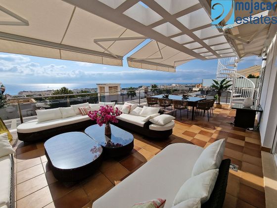 Foto 1 de Àtic en venda a calle Altos del Golf de 4 habitacions amb terrassa i piscina